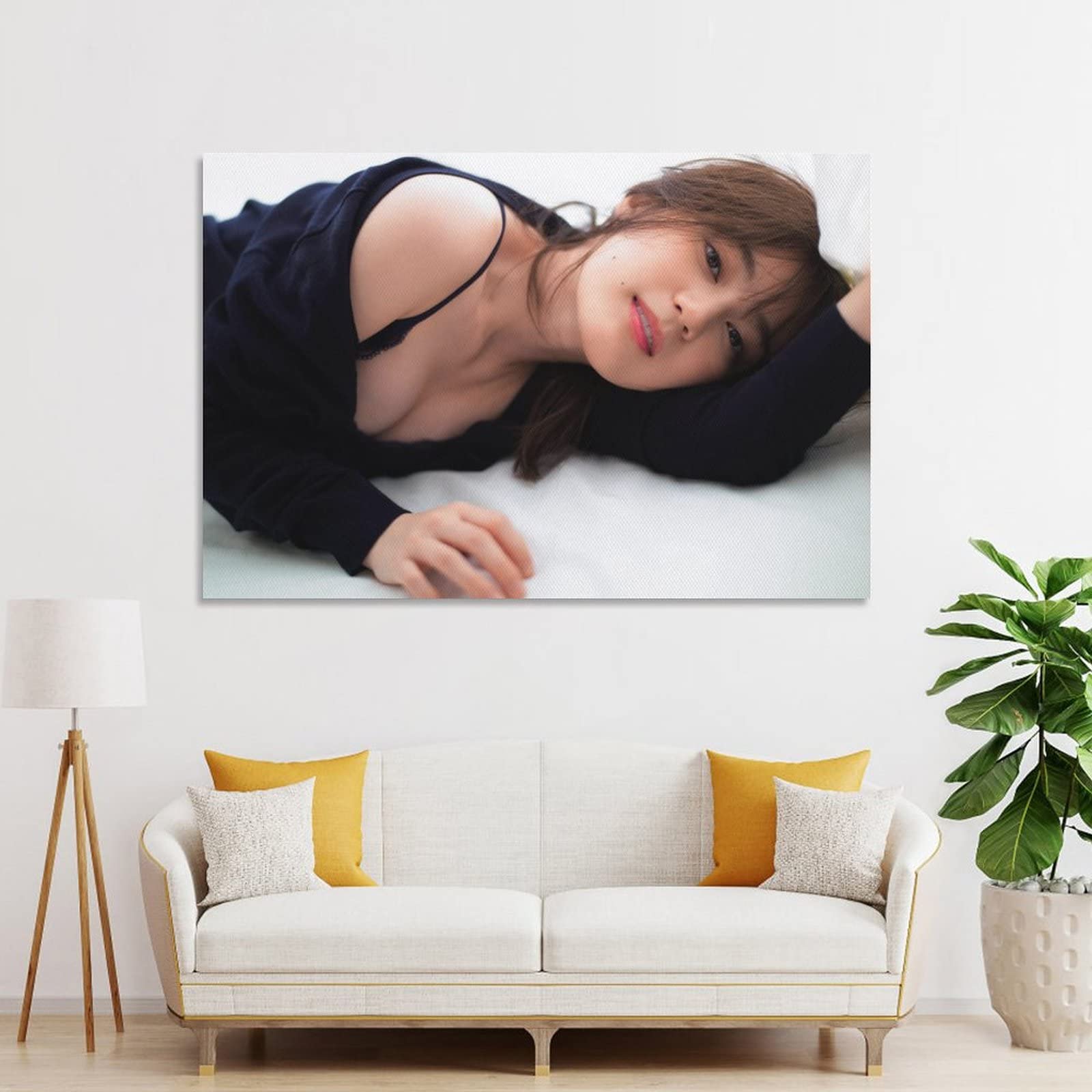 Amazon.co.jp: 生田絵梨花 装飾画 生田絵梨花 写真 生田絵梨花